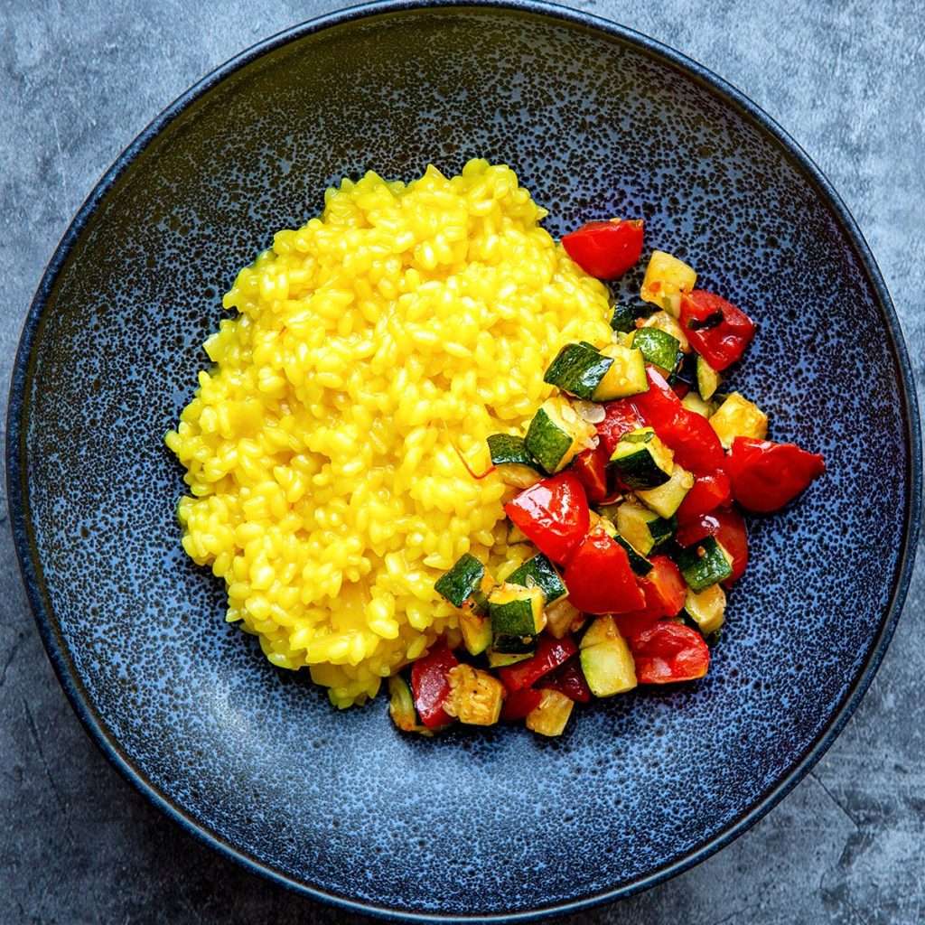 Read more about the article Risotto alla Milanese: Ein Klassiker der italienischen Küche